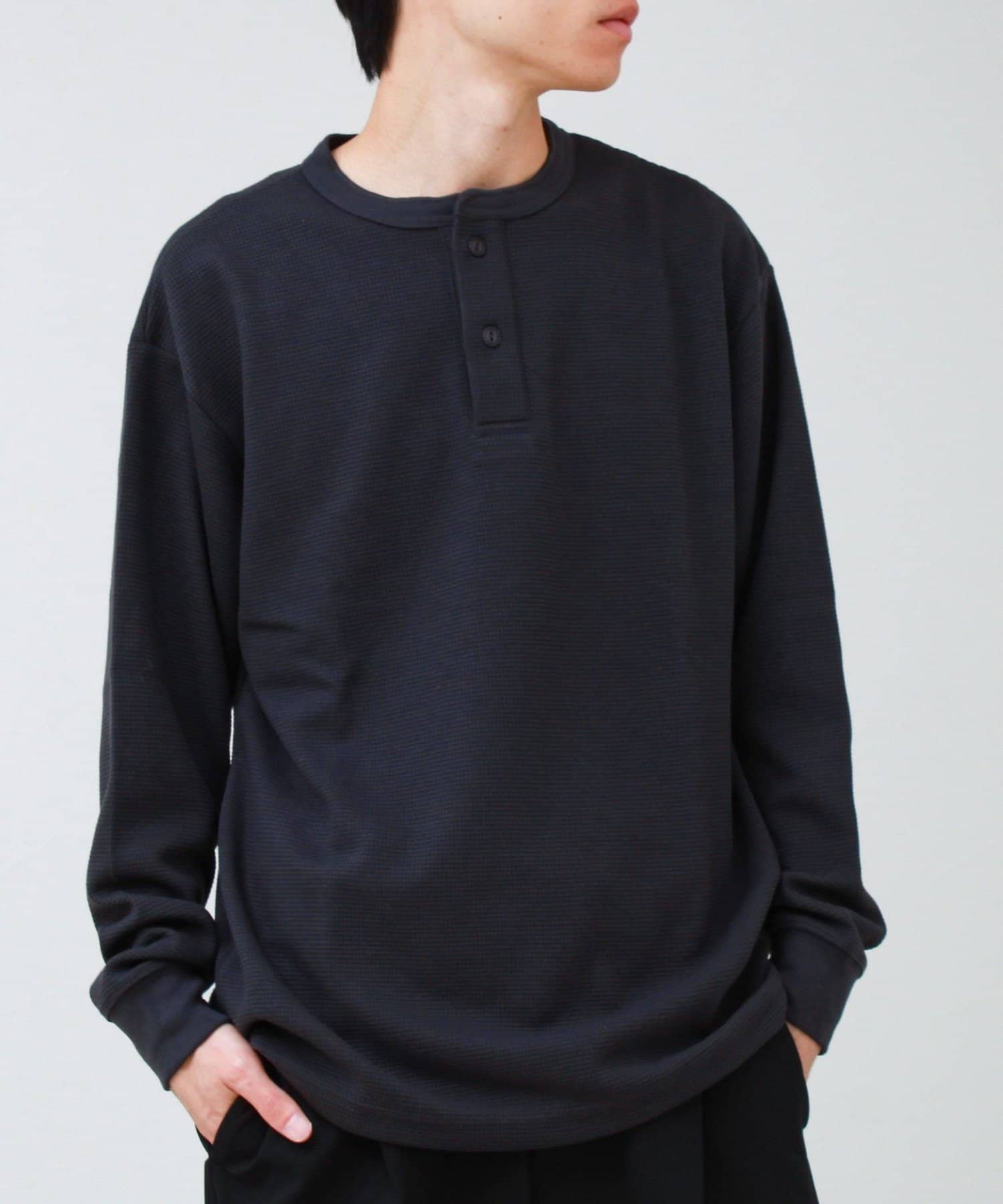 FREDY & GLOSTER(フレディ アンド グロスター) ワッフルヘンリーネックロンＴ