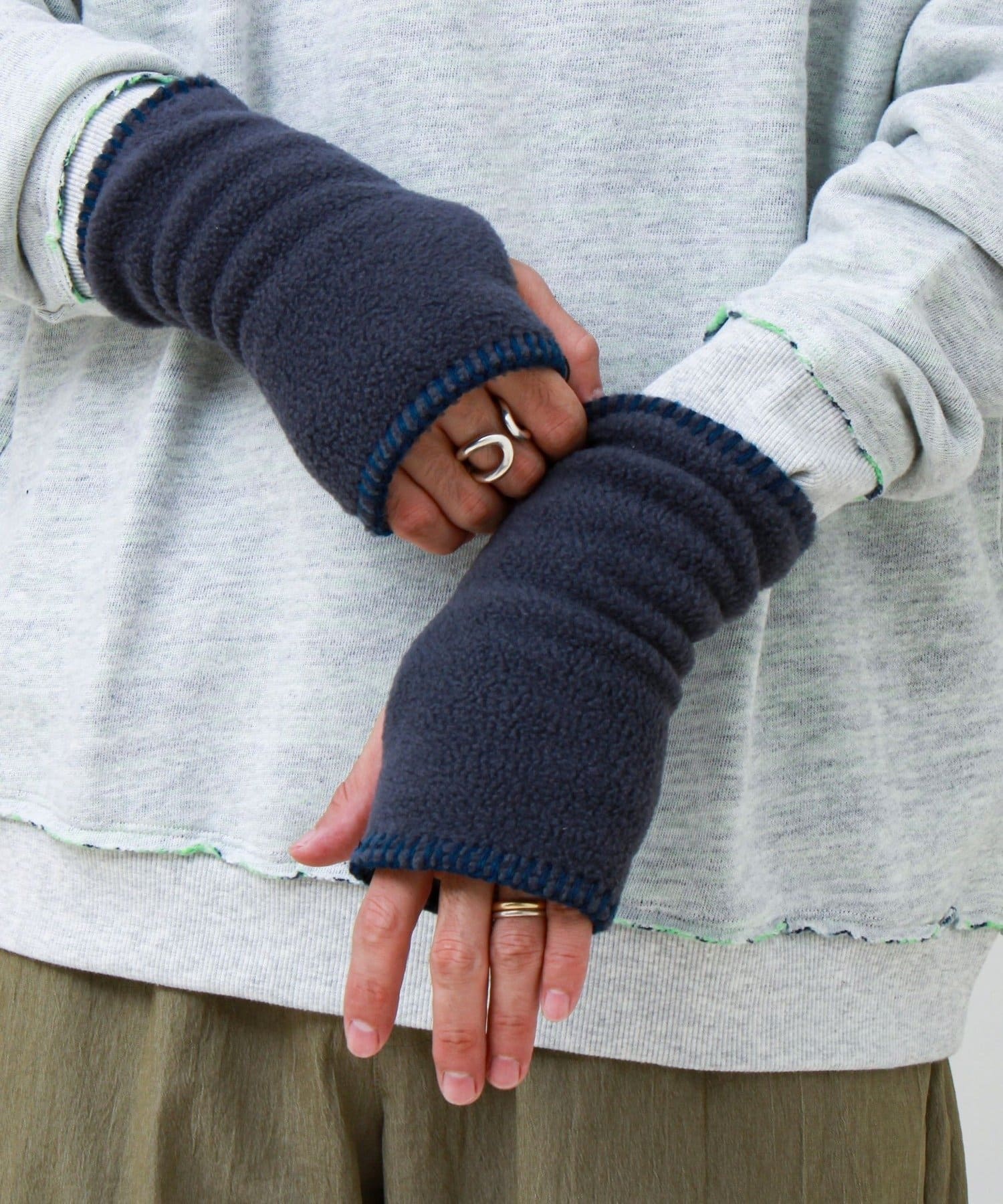 FREDY & GLOSTER(フレディ アンド グロスター) 【TWEEDMILL/ツイードミル】フィンガーレスフリースグローブ