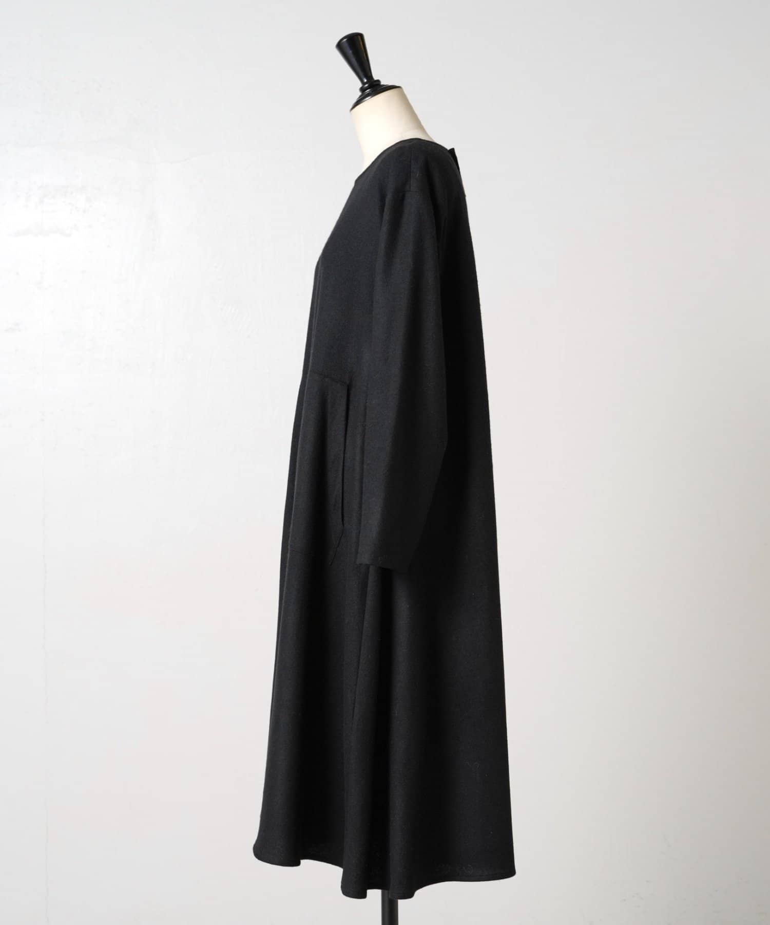 BEARDSLEY(ビアズリー) 《10/22(木)12:00予約開始予定》フラノテントワンピ