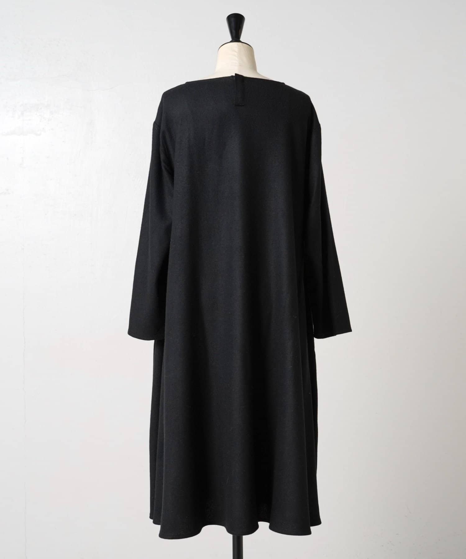 BEARDSLEY(ビアズリー) 《10/22(木)12:00予約開始予定》フラノテントワンピ
