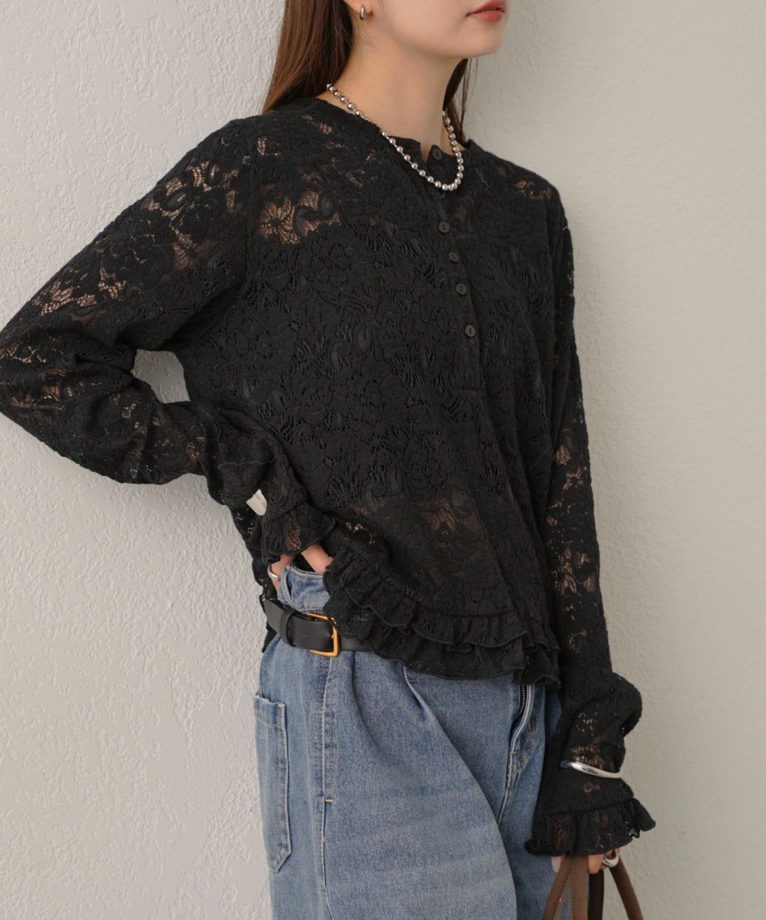 mystic(ミスティック) 【10.15(木)12:00発売】裾フリルレースヘンリーTOPS