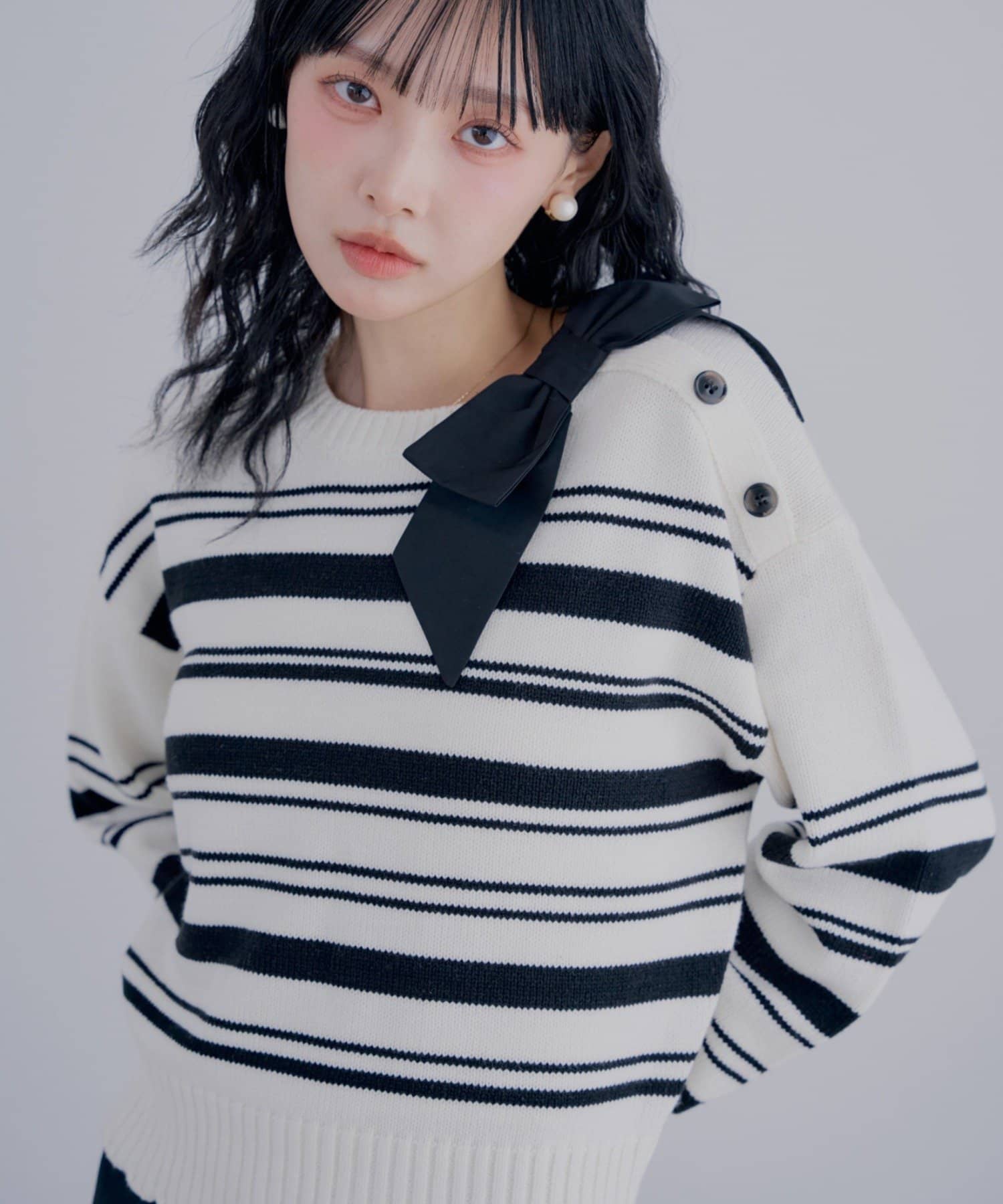 Chico(チコ) 【SALON by Chico】BIGリボンボーダークルーニット【10/15(木)0:00~1000円OFF&ノベルティフェアがスタート】
