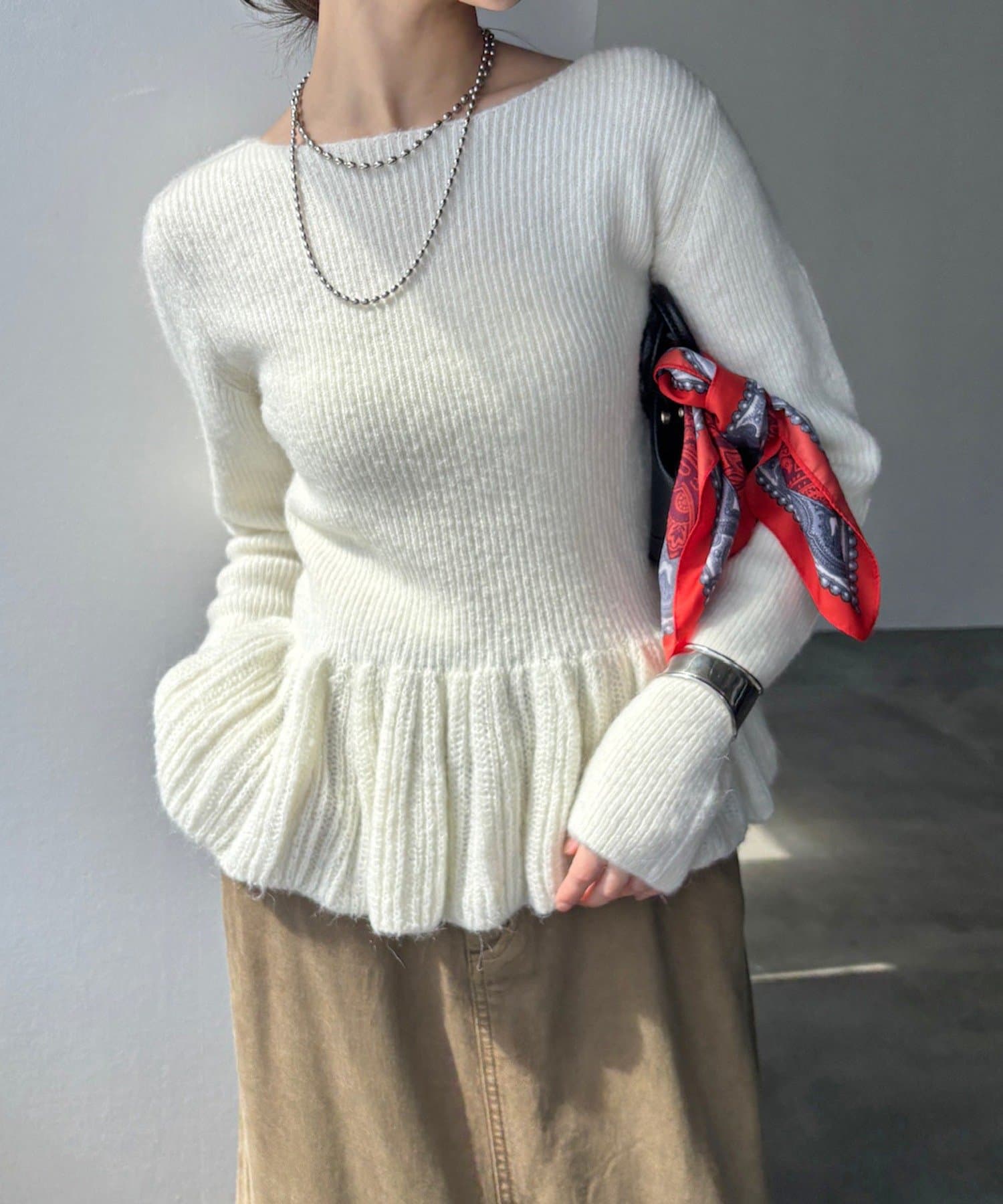 DOUDOU(ドゥドゥ) ペプラムモヘアプルオーバー