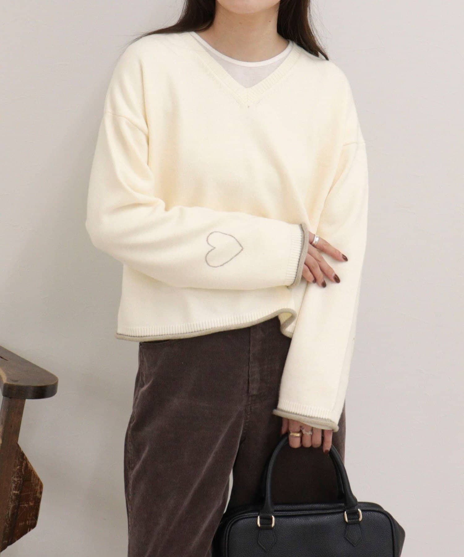 FREDY & GLOSTER(フレディ アンド グロスター) ハートST Vネックニットプルオーバー
