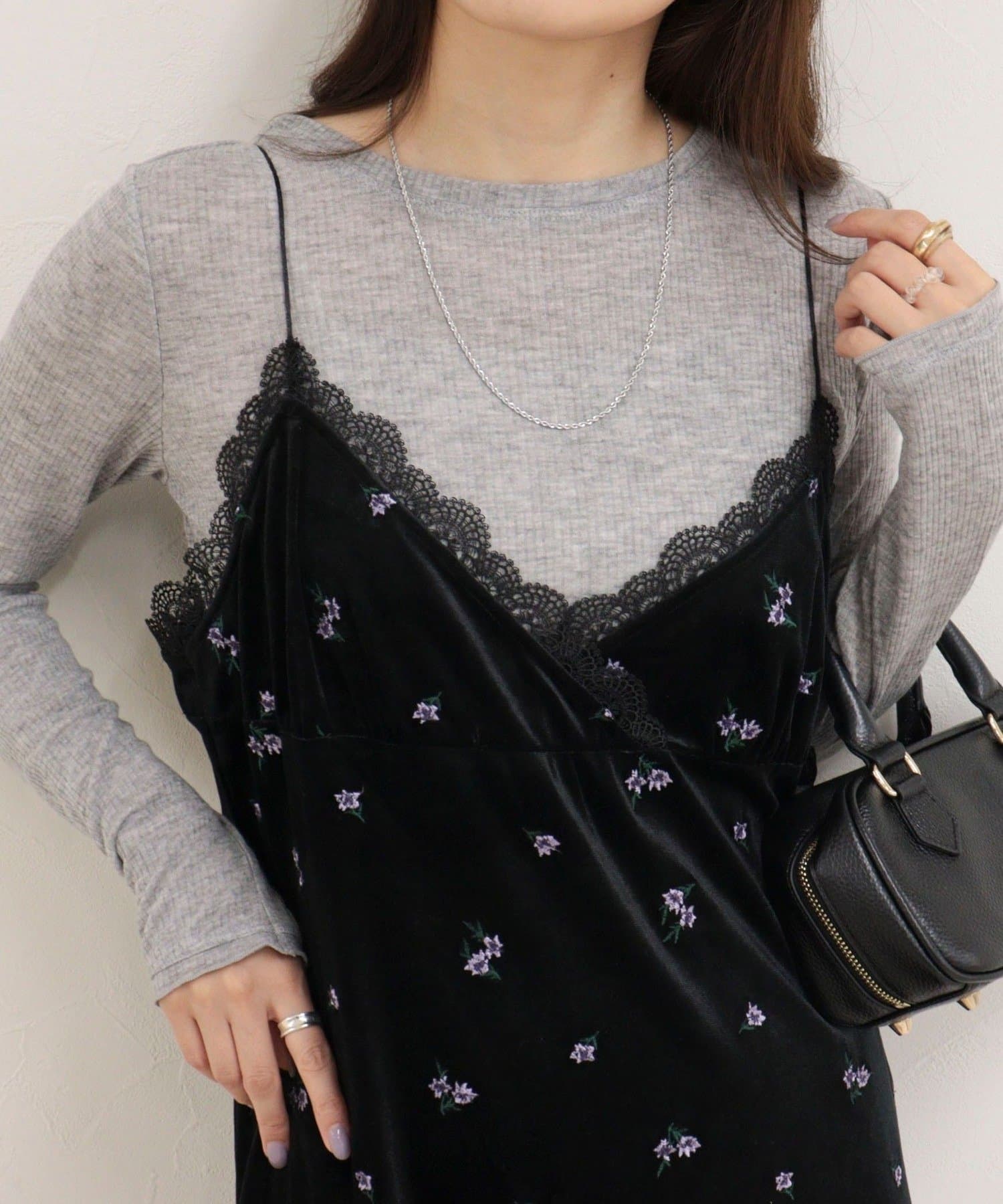 FREDY & GLOSTER(フレディ アンド グロスター) ウールブレンドシアーテレコロンTシャツ