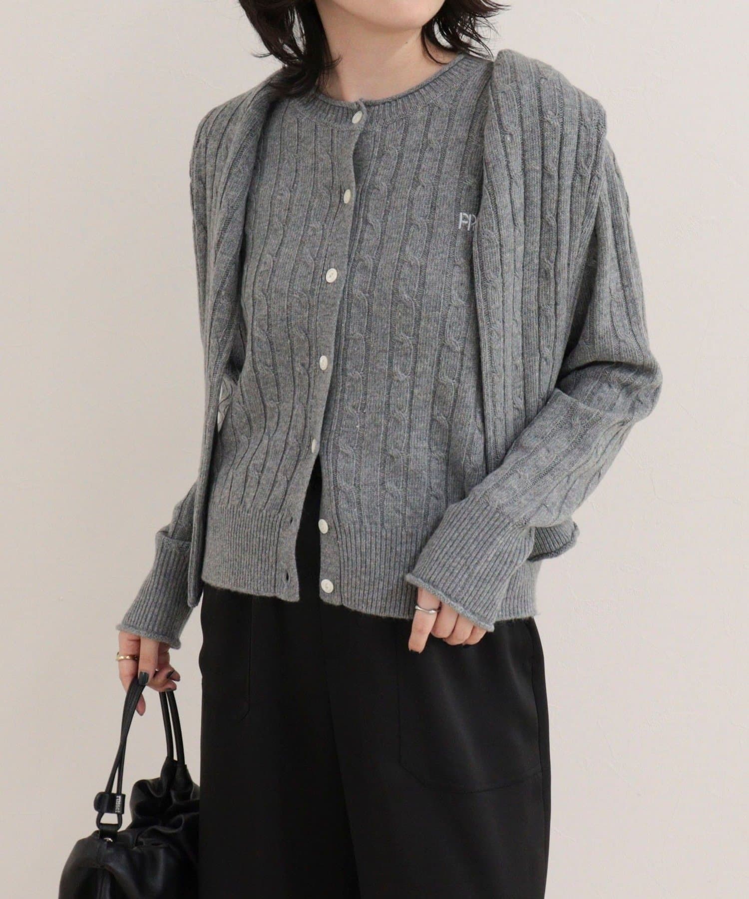 FREDY & GLOSTER(フレディ アンド グロスター) FR刺しゅうケーブル柄カーディガン