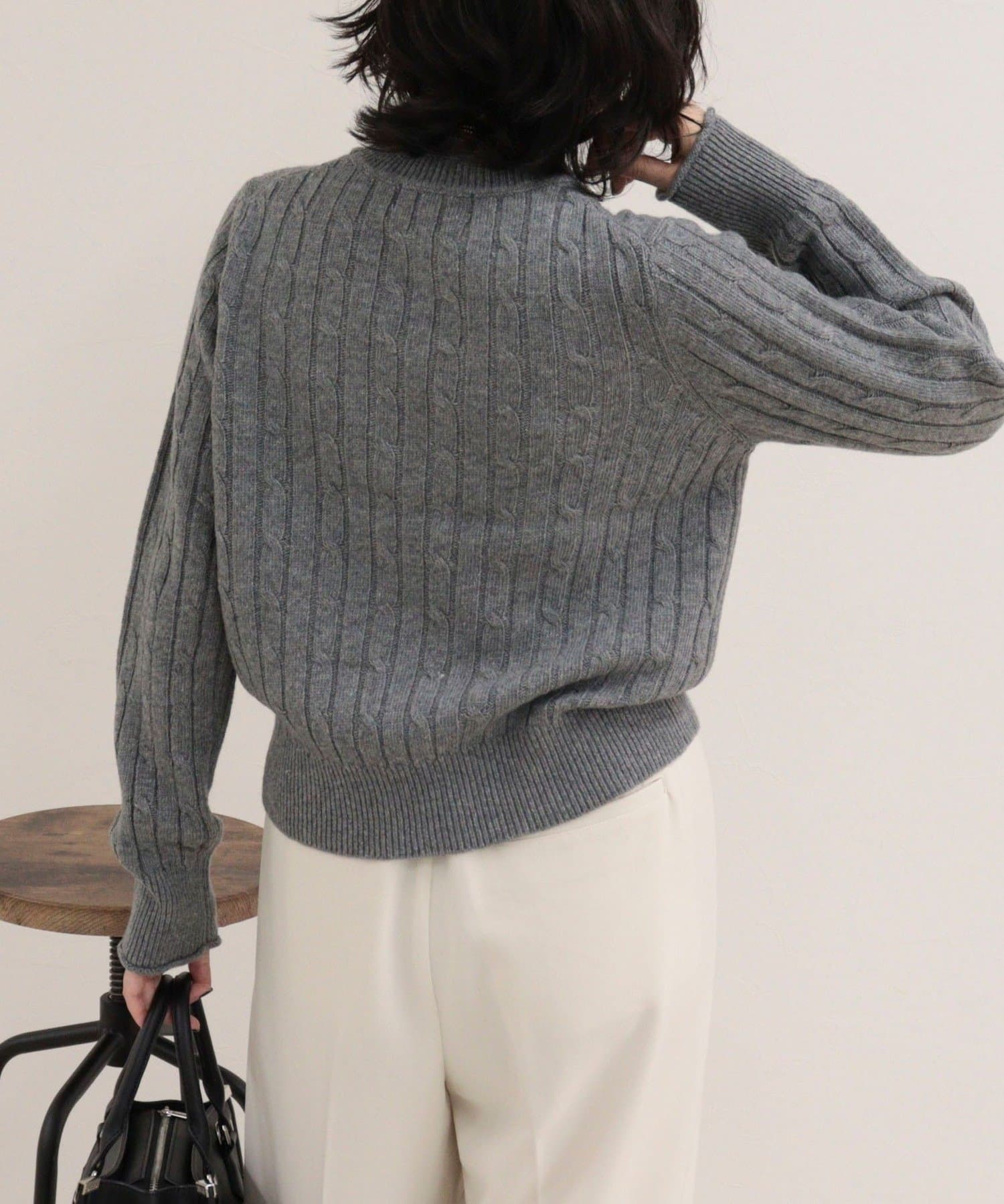 FREDY & GLOSTER(フレディ アンド グロスター) FR刺しゅうケーブル柄クルーネックプルオーバー