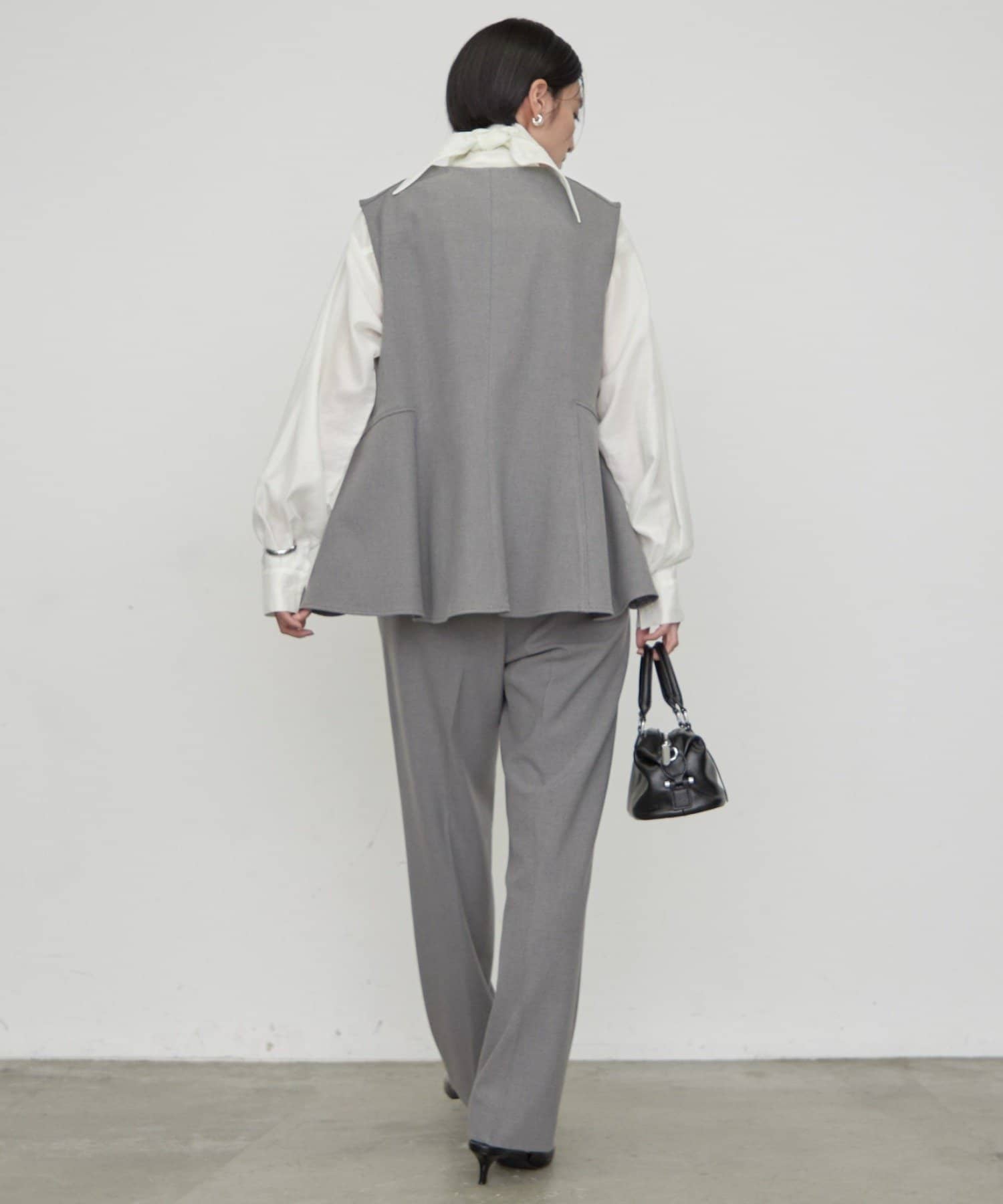 LOUNGEDRESS(ラウンジドレス) 【JAPAN MADE】裏起毛ペプラムジレ