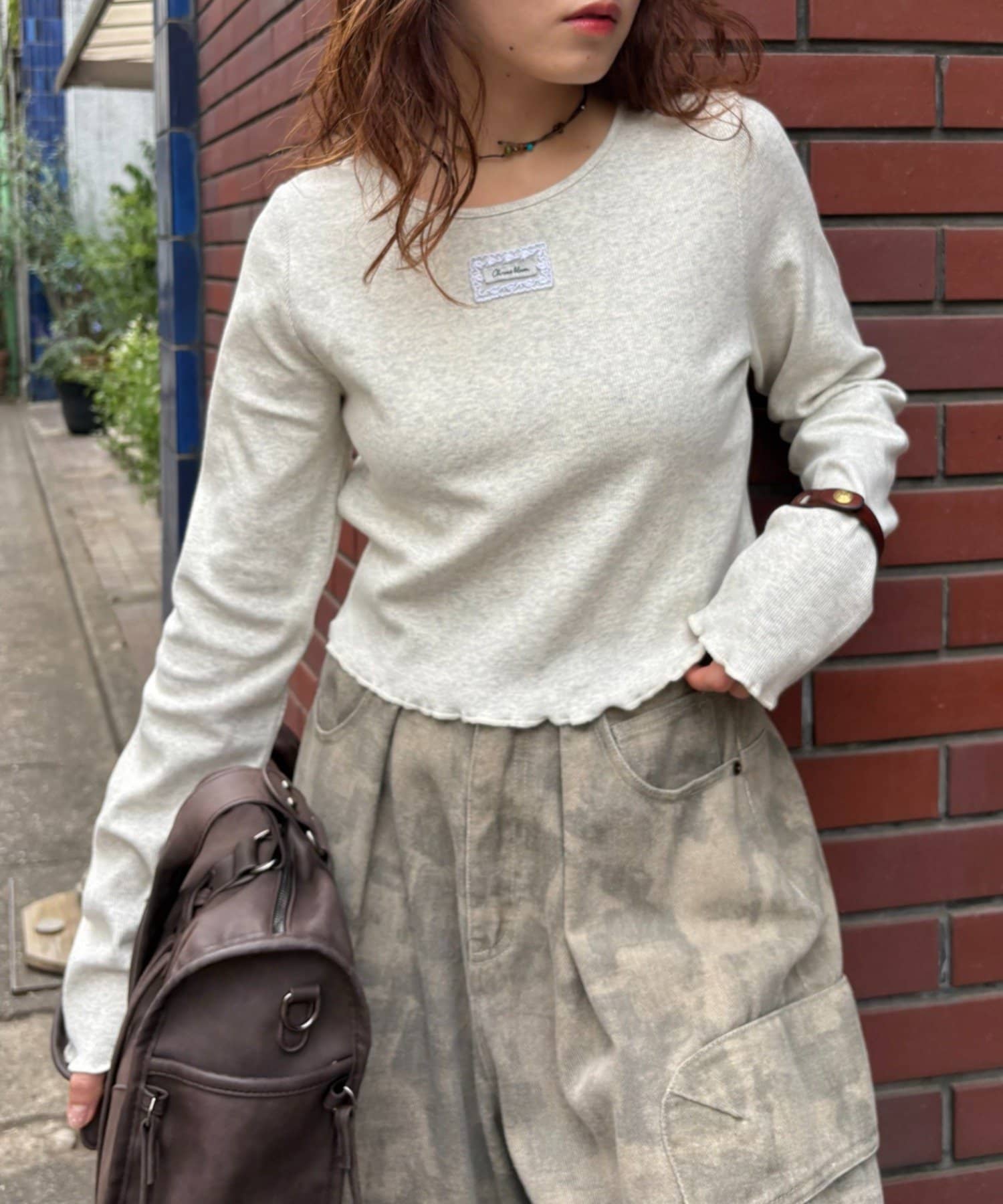 w closet(ダブルクローゼット) レースタグリブロングTシャツ