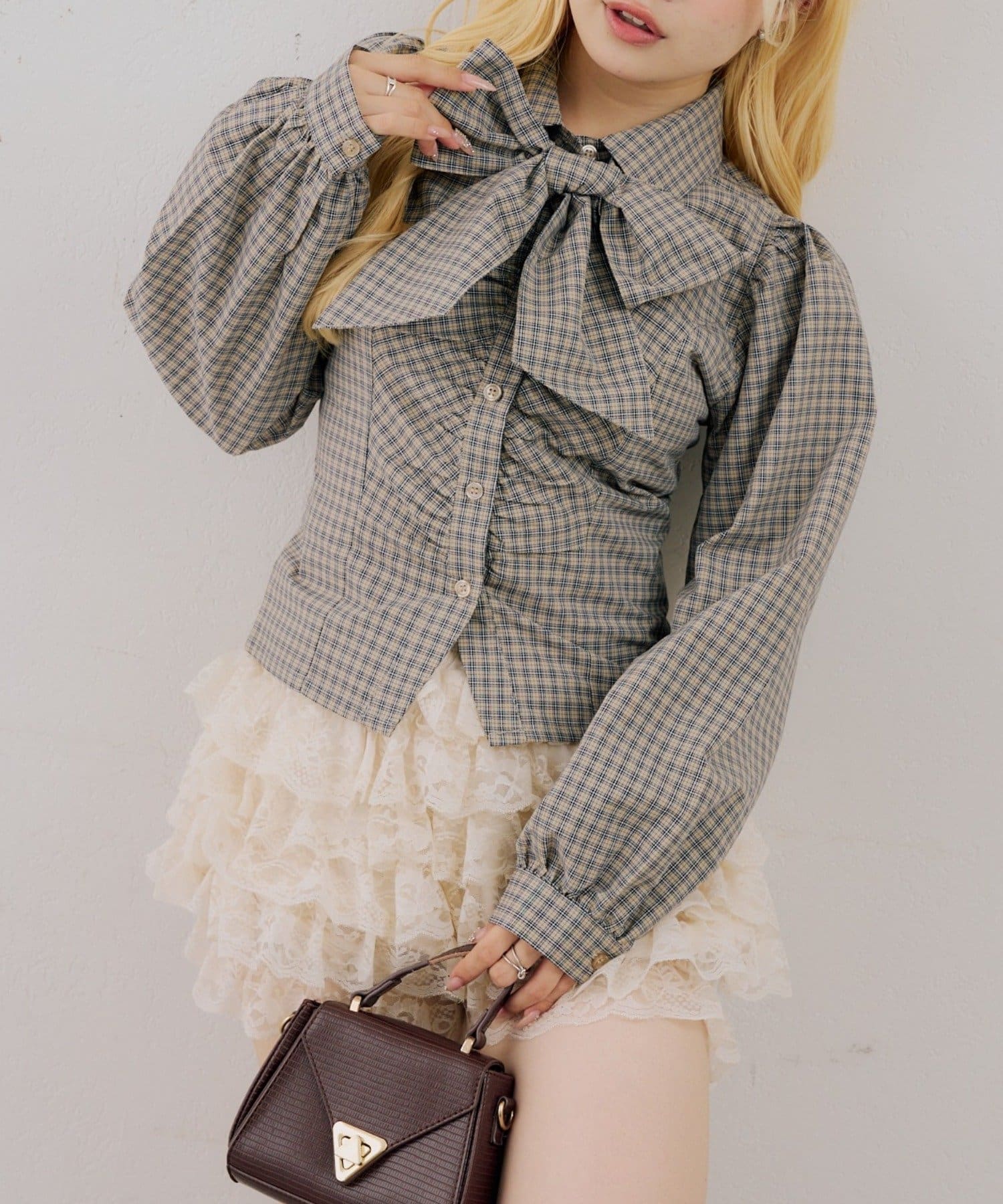 NICE CLAUP / OLIVE des OLIVE OUTLET(ナイスクラップ  / オリーブ デ オリーブ アウトレット) 【continuer】2wayボウタイギャザーブラウス
