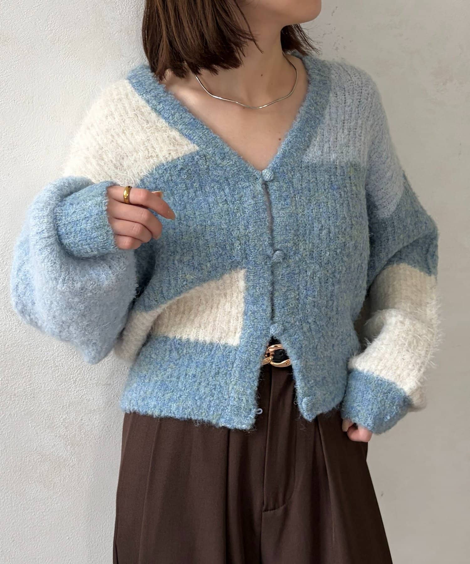 Thevon.(ゼヴォン) パッチワークニットカーディガン
