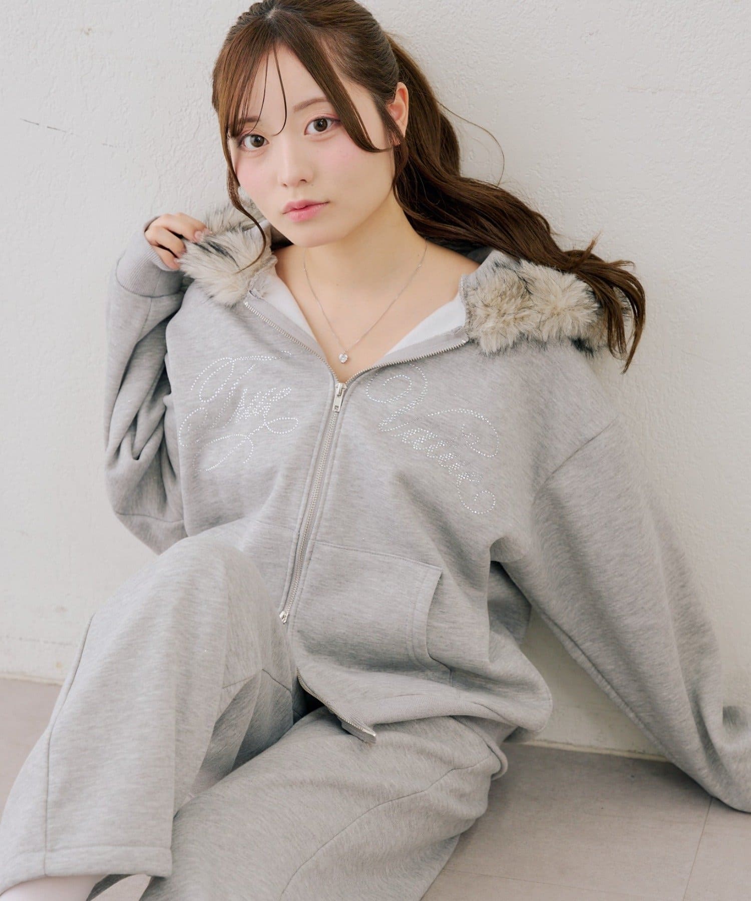 NICE CLAUP / OLIVE des OLIVE OUTLET(ナイスクラップ  / オリーブ デ オリーブ アウトレット) 【ANOTHER BRANCH】裏起毛ラメフェイクファーパーカー