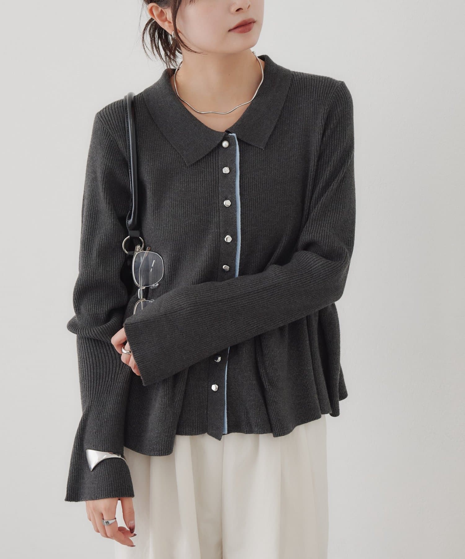 mystic(ミスティック) 襟付きペプラムニット