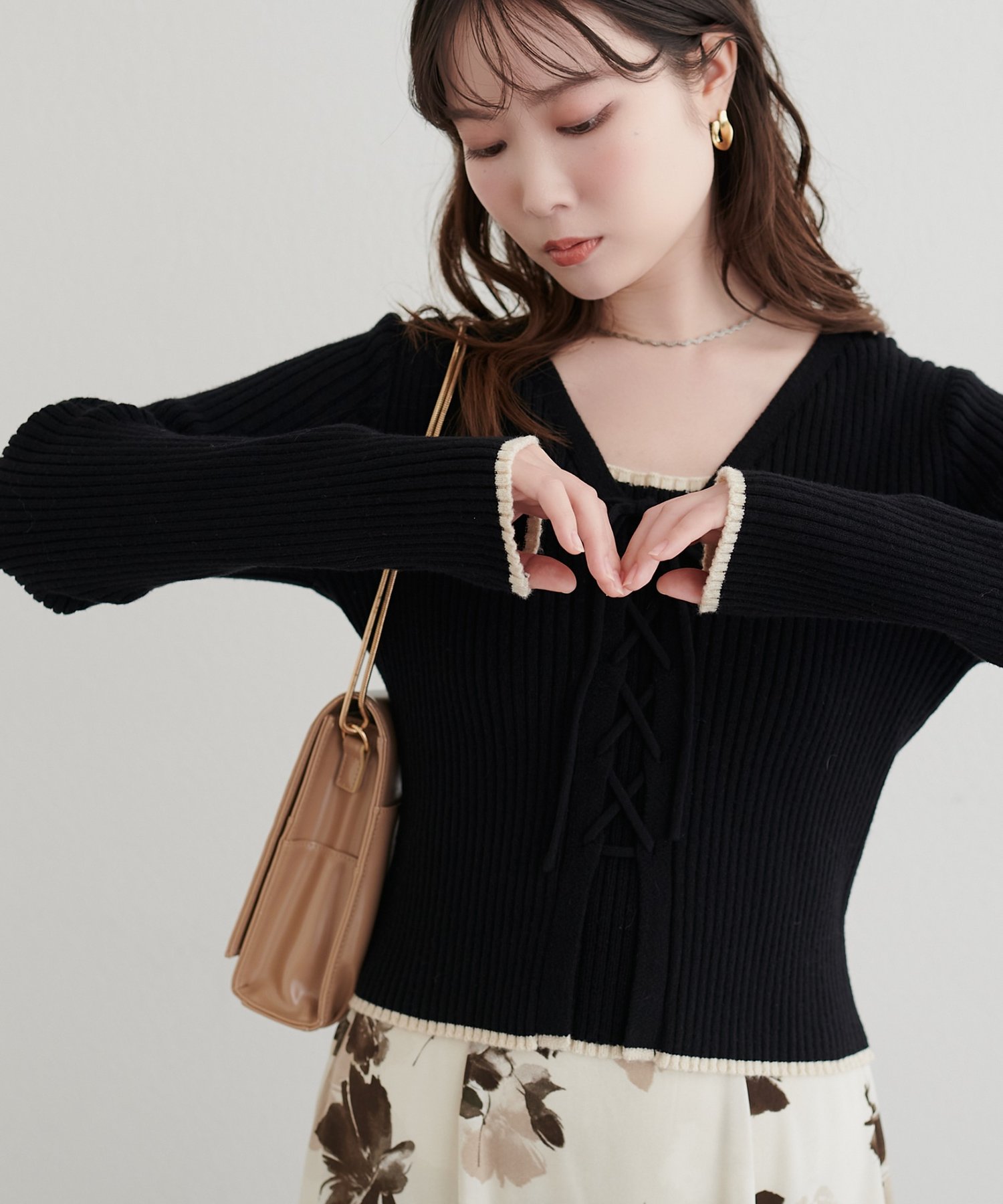 natural couture(ナチュラルクチュール) 配色レースアップニット