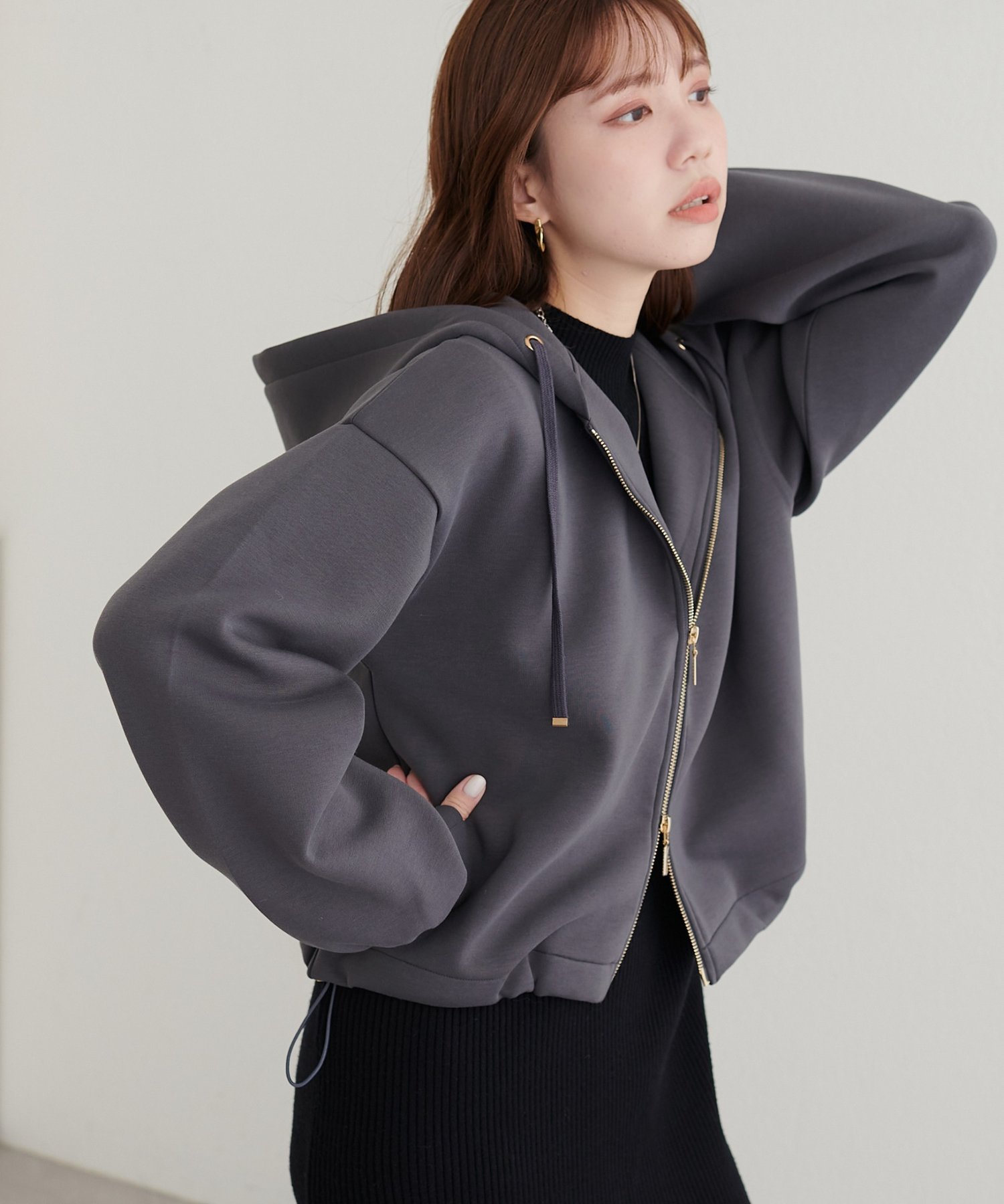 natural couture(ナチュラルクチュール) ダンボールショート丈ZIPパーカー
