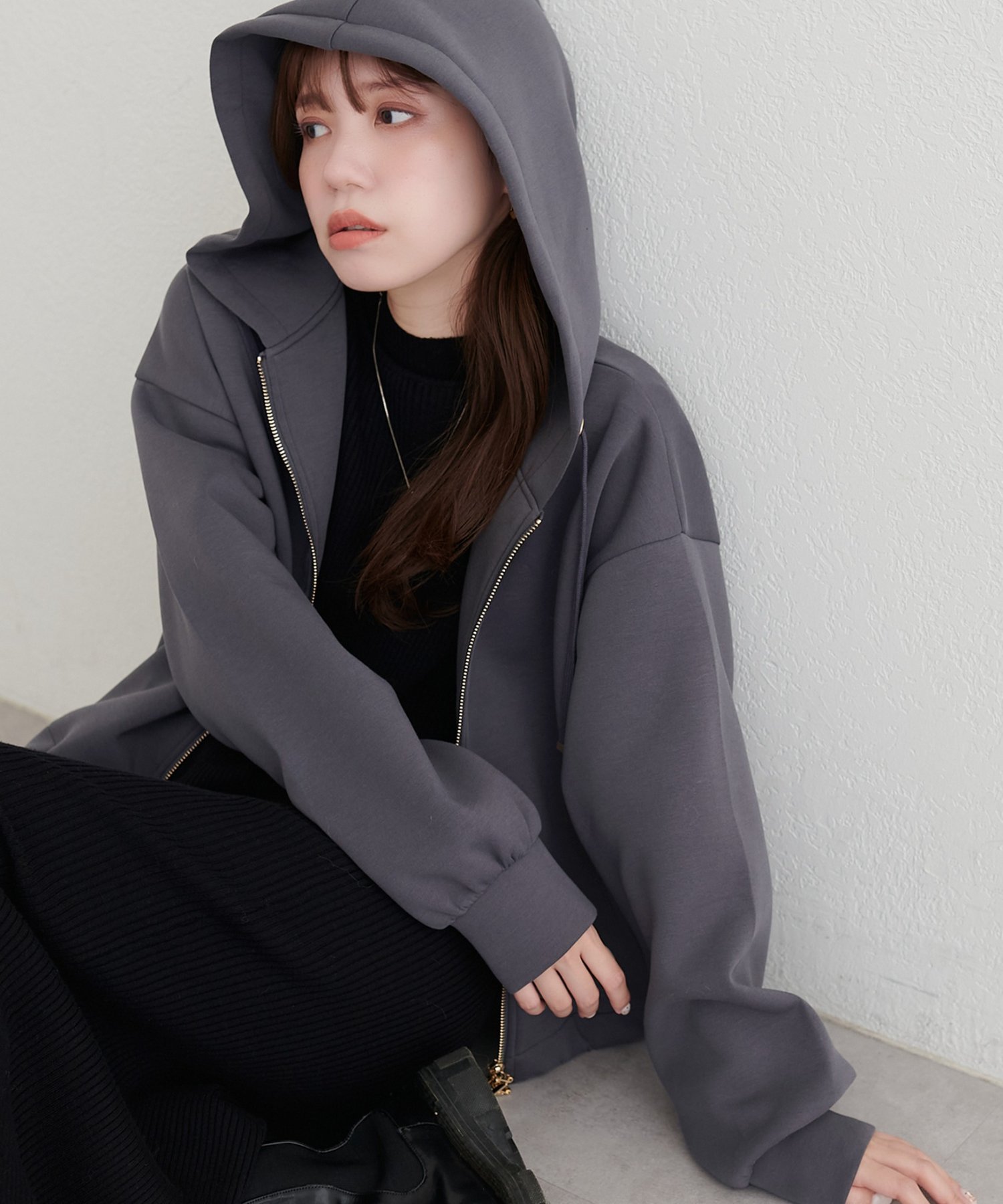 natural couture(ナチュラルクチュール) ダンボールショート丈ZIPパーカー