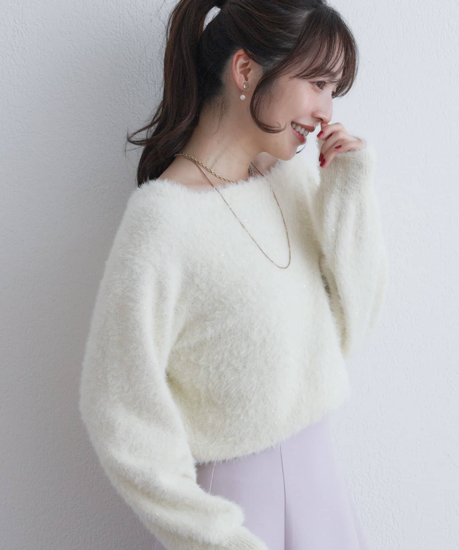 La boutique BonBon(ラブティックボンボン) お花スパンコールラメフェザーニット