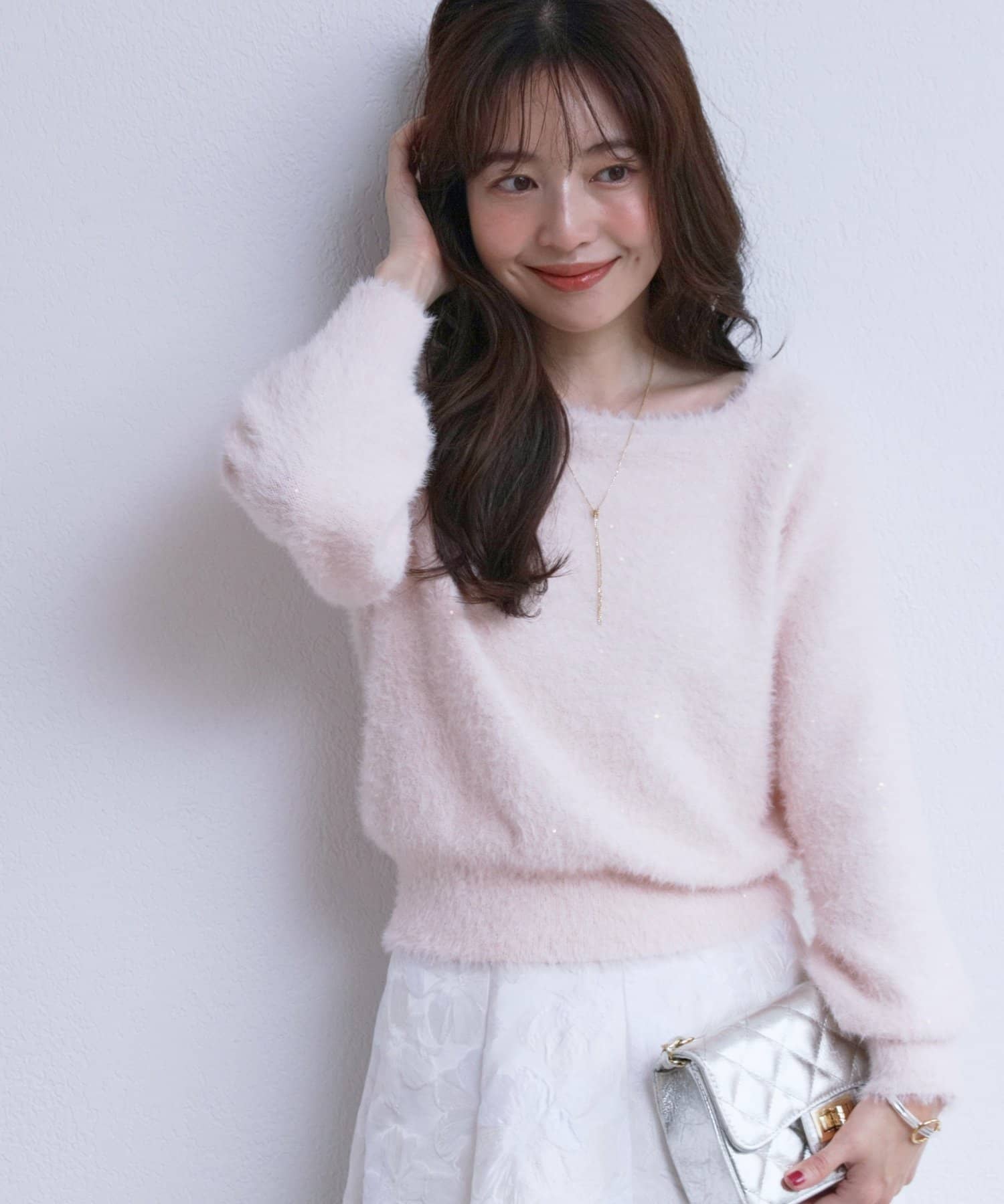La boutique BonBon(ラブティックボンボン) お花スパンコールラメフェザーニット