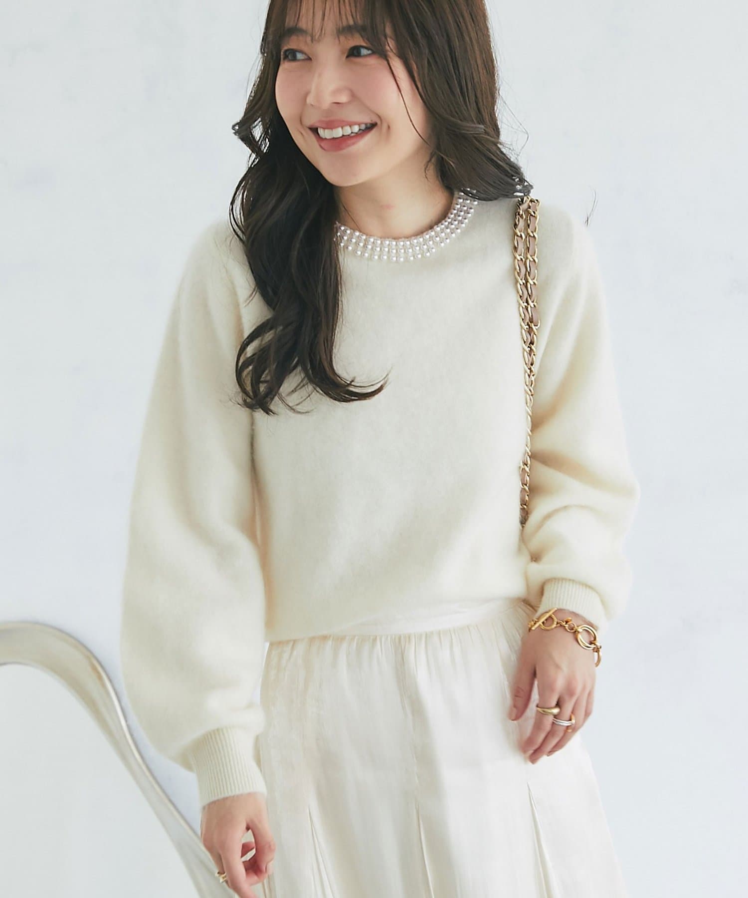 La boutique BonBon(ラブティックボンボン) パール衿ウールFUR加工ニット