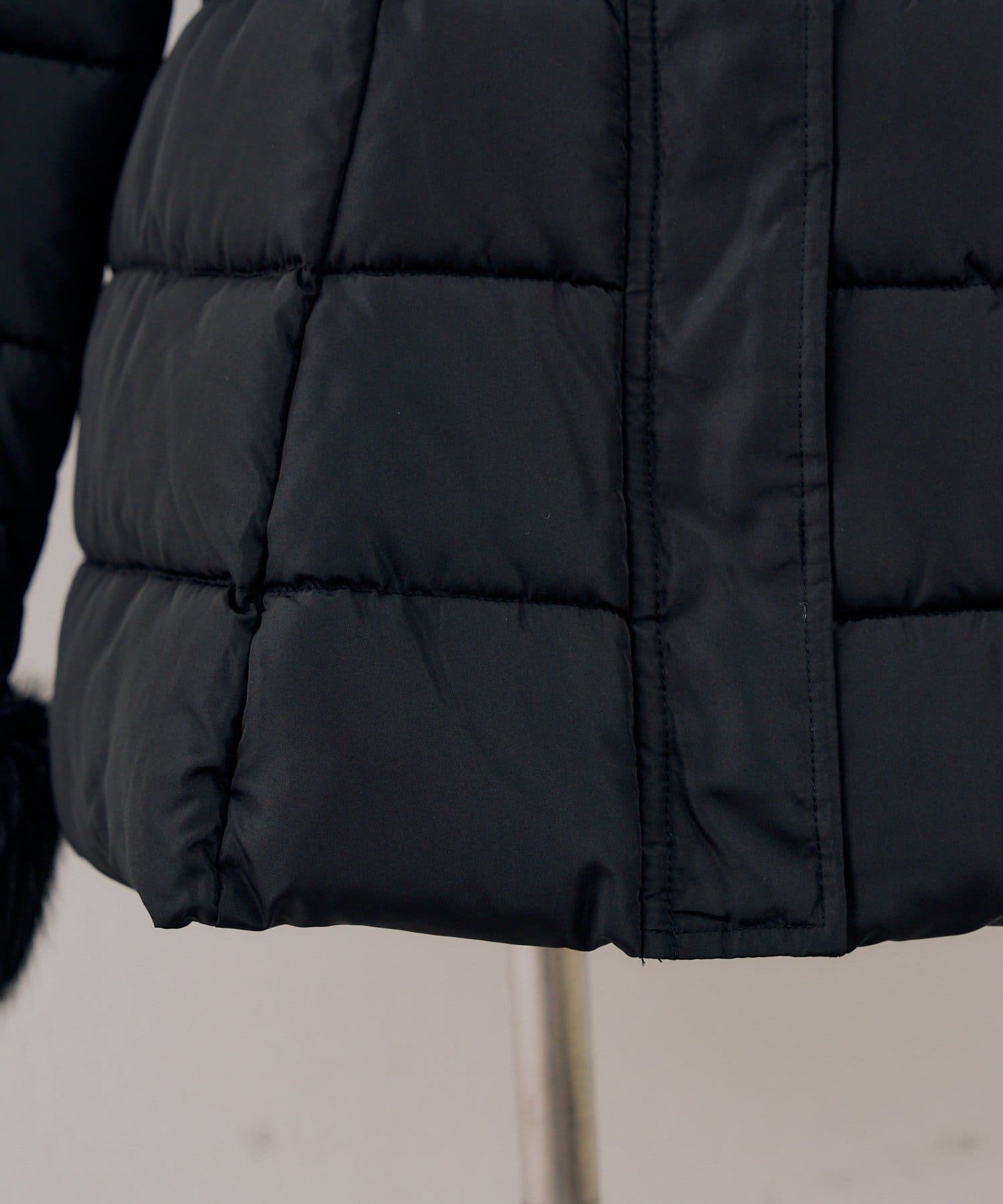 NICE CLAUP / OLIVE des OLIVE OUTLET(ナイスクラップ  / オリーブ デ オリーブ アウトレット) 【RMAF】ベルト付フェイクファー中綿コート