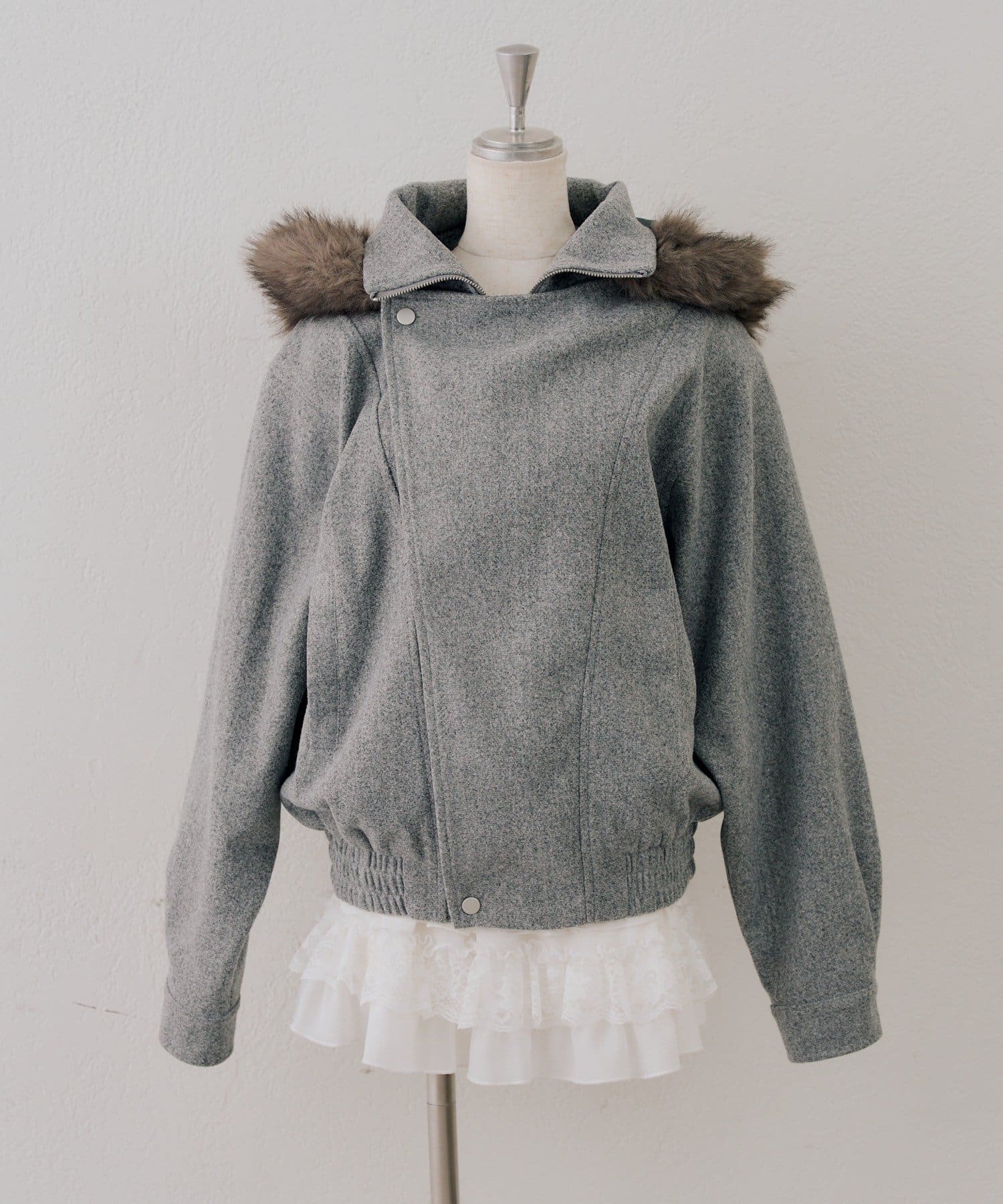 NICE CLAUP / OLIVE des OLIVE OUTLET(ナイスクラップ  / オリーブ デ オリーブ アウトレット) 【continuer】フェイクファーフード付ライダースジャケット