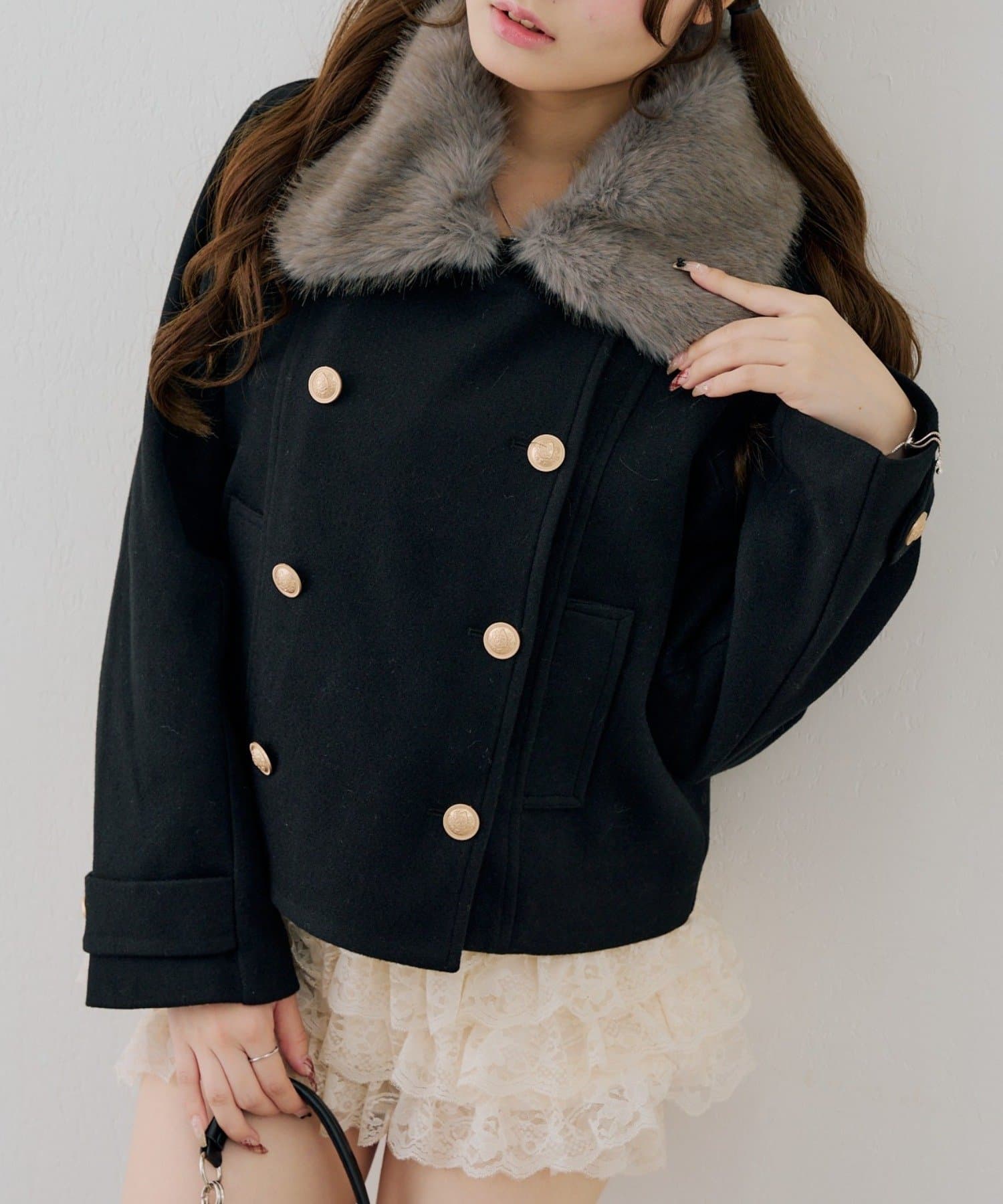 NICE CLAUP / OLIVE des OLIVE OUTLET(ナイスクラップ  / オリーブ デ オリーブ アウトレット) 【continuer】衿フェイクファーWボタンショートコート