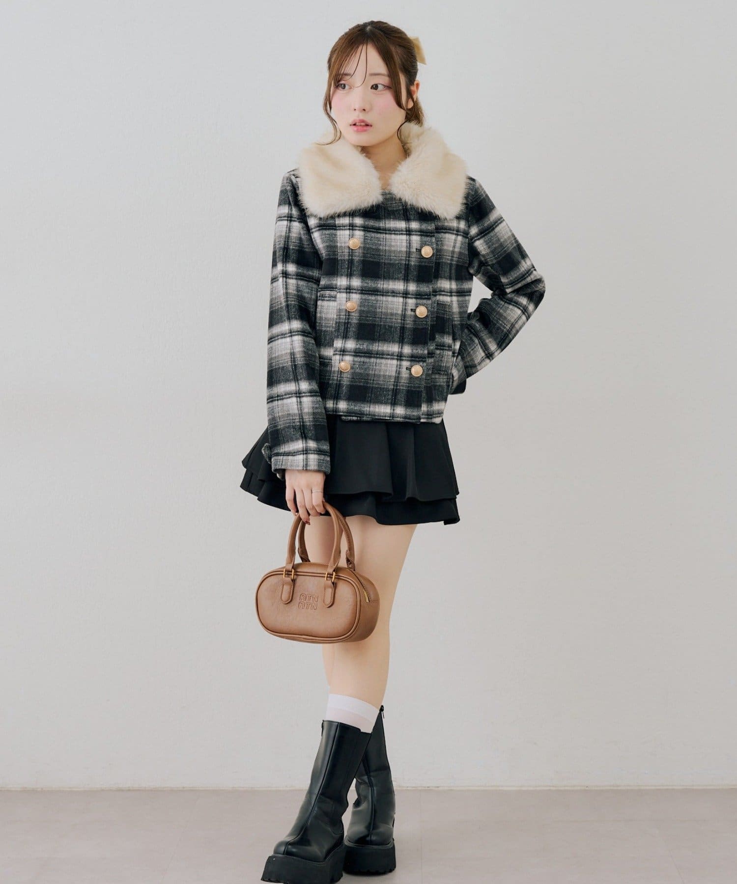 NICE CLAUP / OLIVE des OLIVE OUTLET(ナイスクラップ  / オリーブ デ オリーブ アウトレット) 【continuer】衿フェイクファーWボタンショートコート