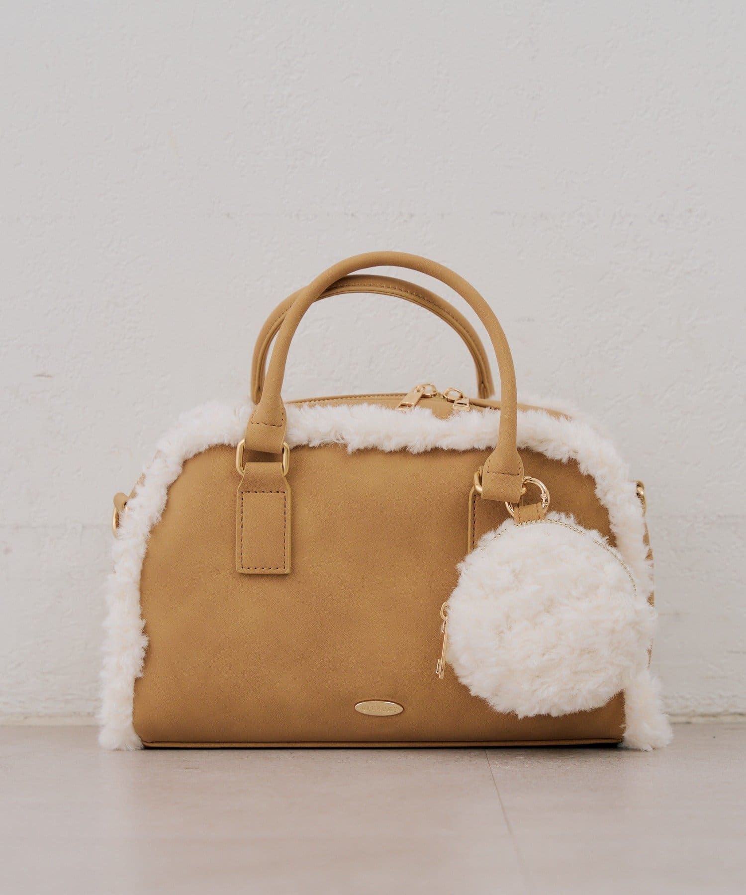 NICE CLAUP / OLIVE des OLIVE OUTLET(ナイスクラップ  / オリーブ デ オリーブ アウトレット) 【RMAF】ムートンボストンバック