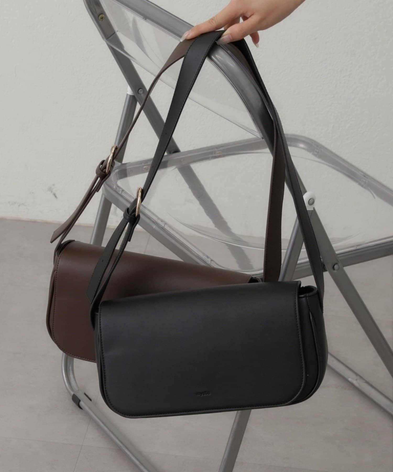 mystic(ミスティック) ステッチフラップBAG