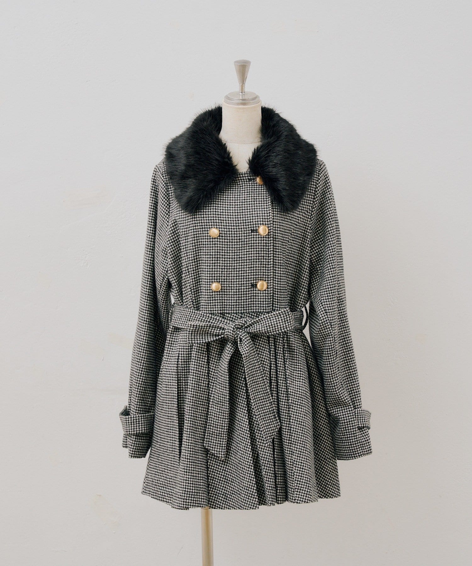NICE CLAUP / OLIVE des OLIVE OUTLET(ナイスクラップ  / オリーブ デ オリーブ アウトレット) 【continuer】衿ファープリーツミドルコート