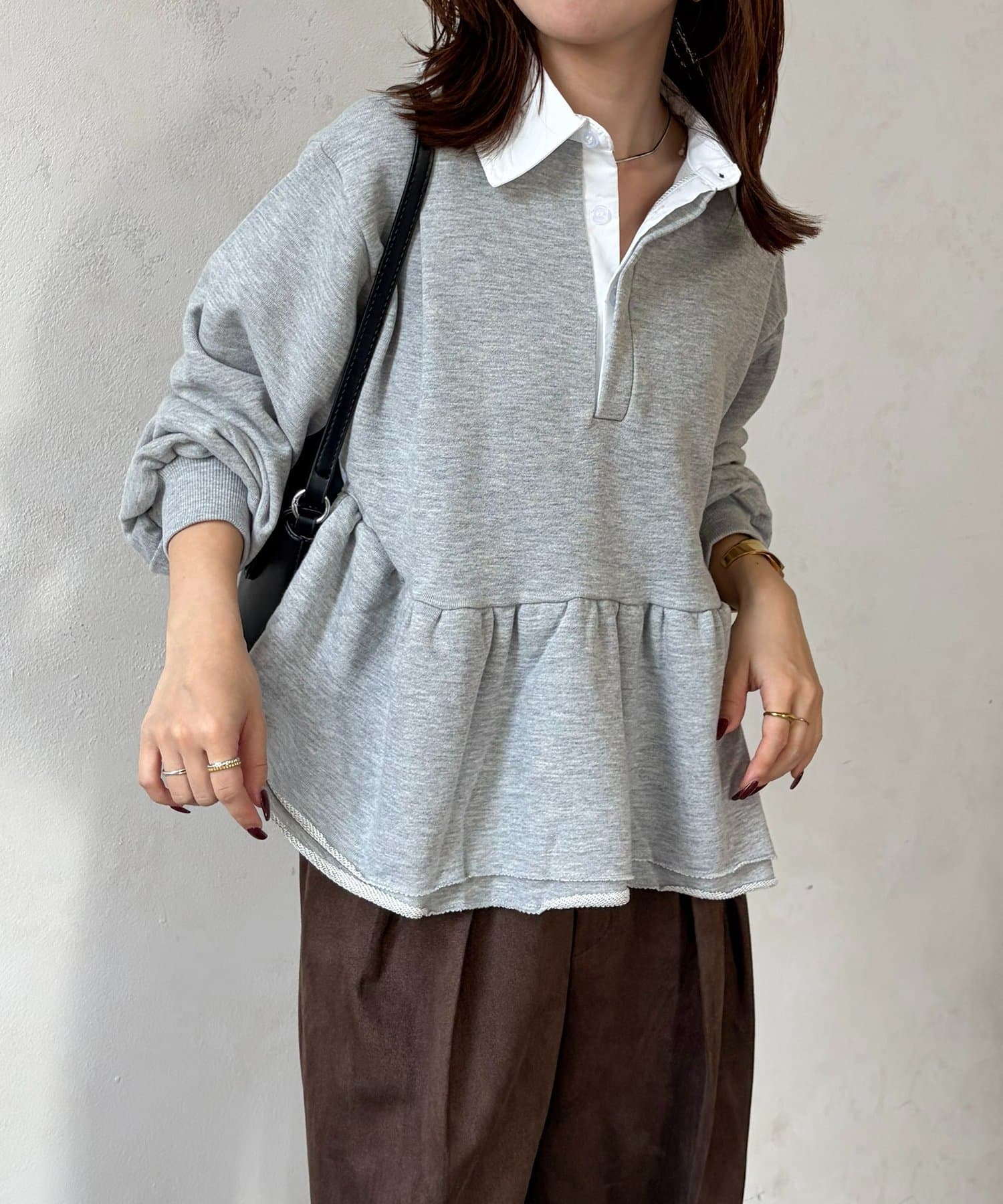 Thevon.(ゼヴォン) シャツドッキング裾フリルスウェット