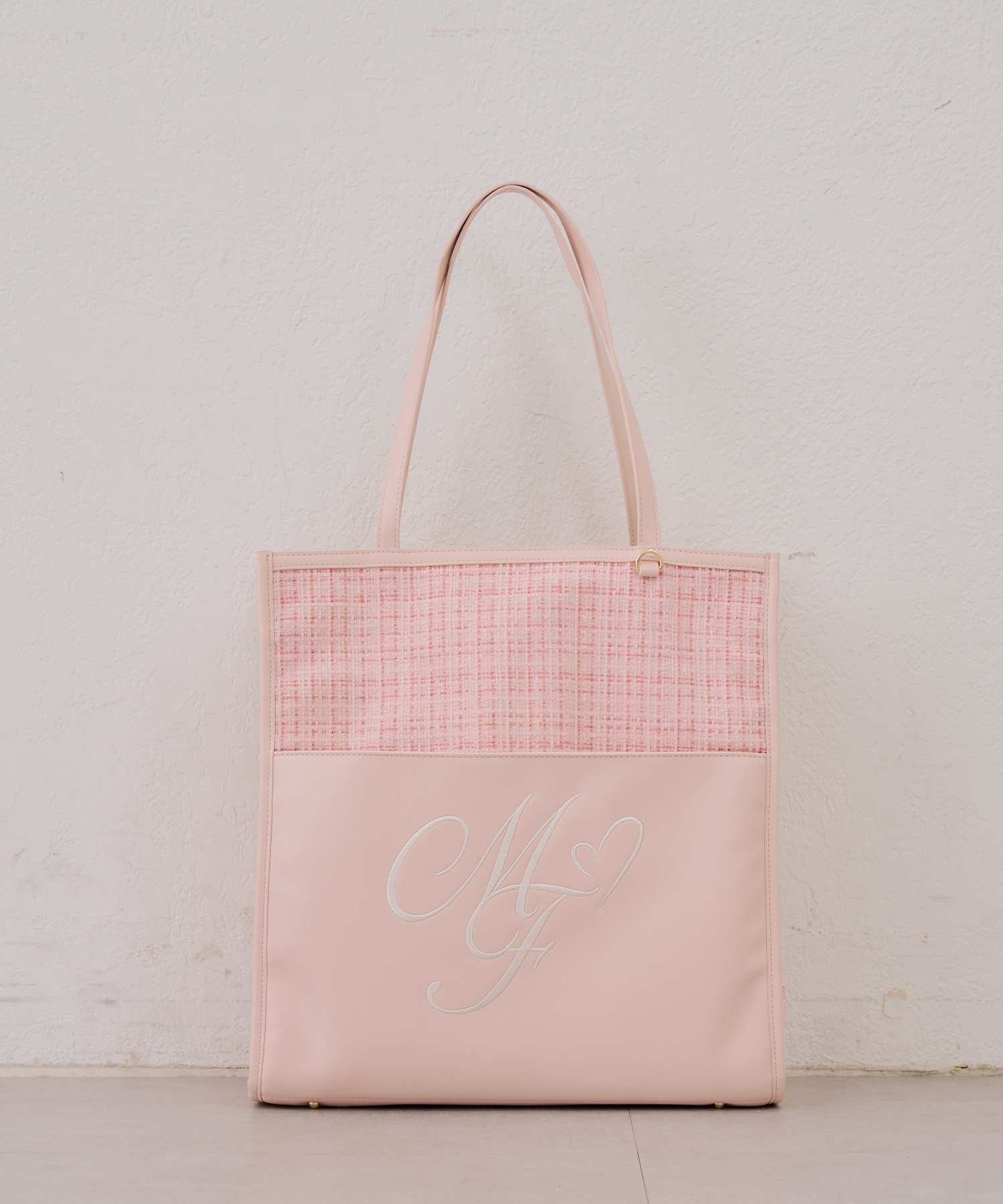 NICE CLAUP / OLIVE des OLIVE OUTLET(ナイスクラップ  / オリーブ デ オリーブ アウトレット) 【continuer】推し活や旅行にぴったりロゴツイードキャリーオントート