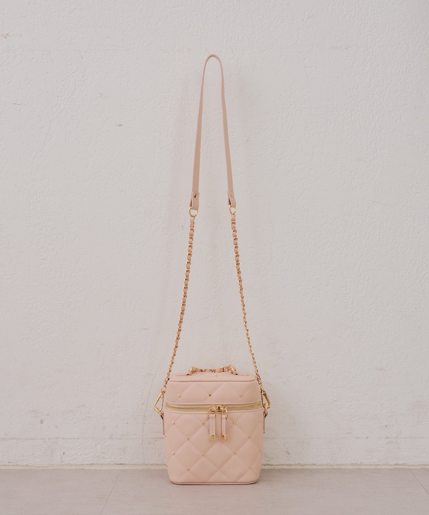 NICE CLAUP / OLIVE des OLIVE OUTLET(ナイスクラップ  / オリーブ デ オリーブ アウトレット) 【continuer】ハトメハートキルティングバニティー