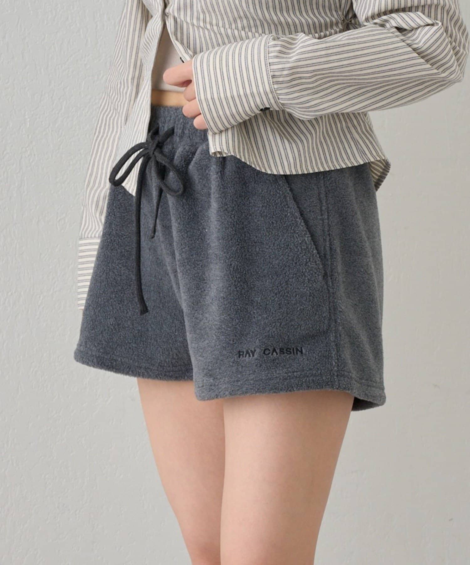 RAY CASSIN(レイカズン) フリースショートパンツ