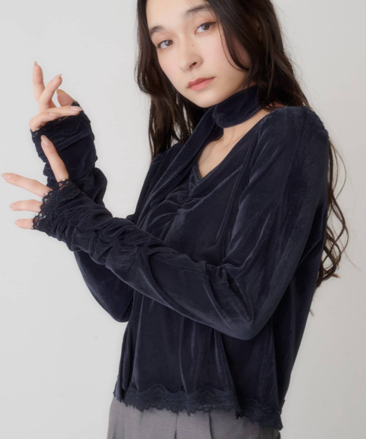 Kastane(カスタネ) 【10.31(土)12:00発売】リボンタイベロアレーストップス