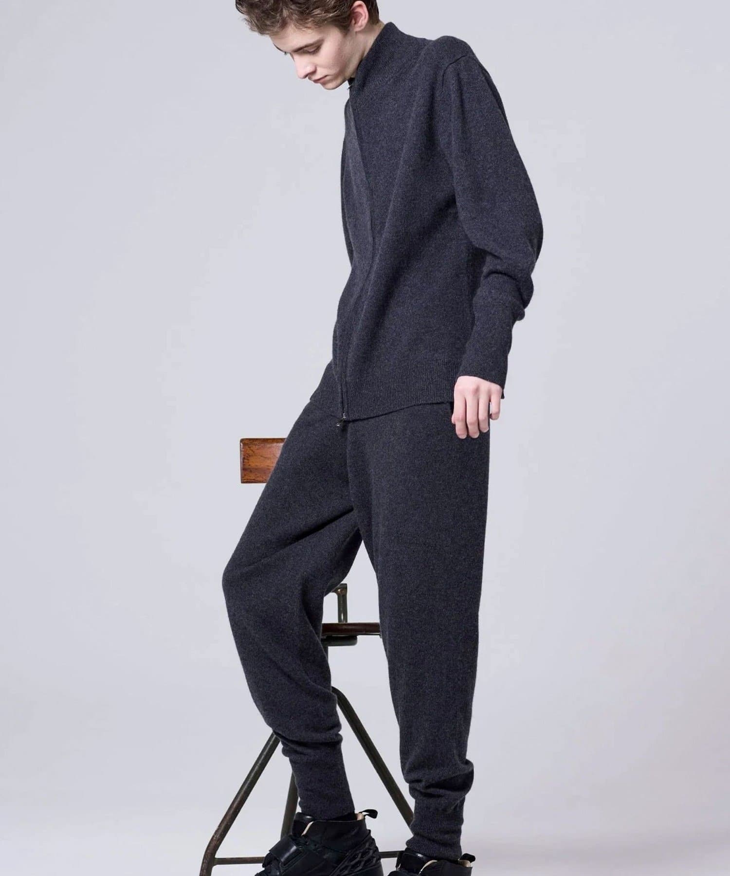 FREDY & GLOSTER(フレディ アンド グロスター) 【TAION】100% CASHMERE FULL-ZIP ハイネック セーター