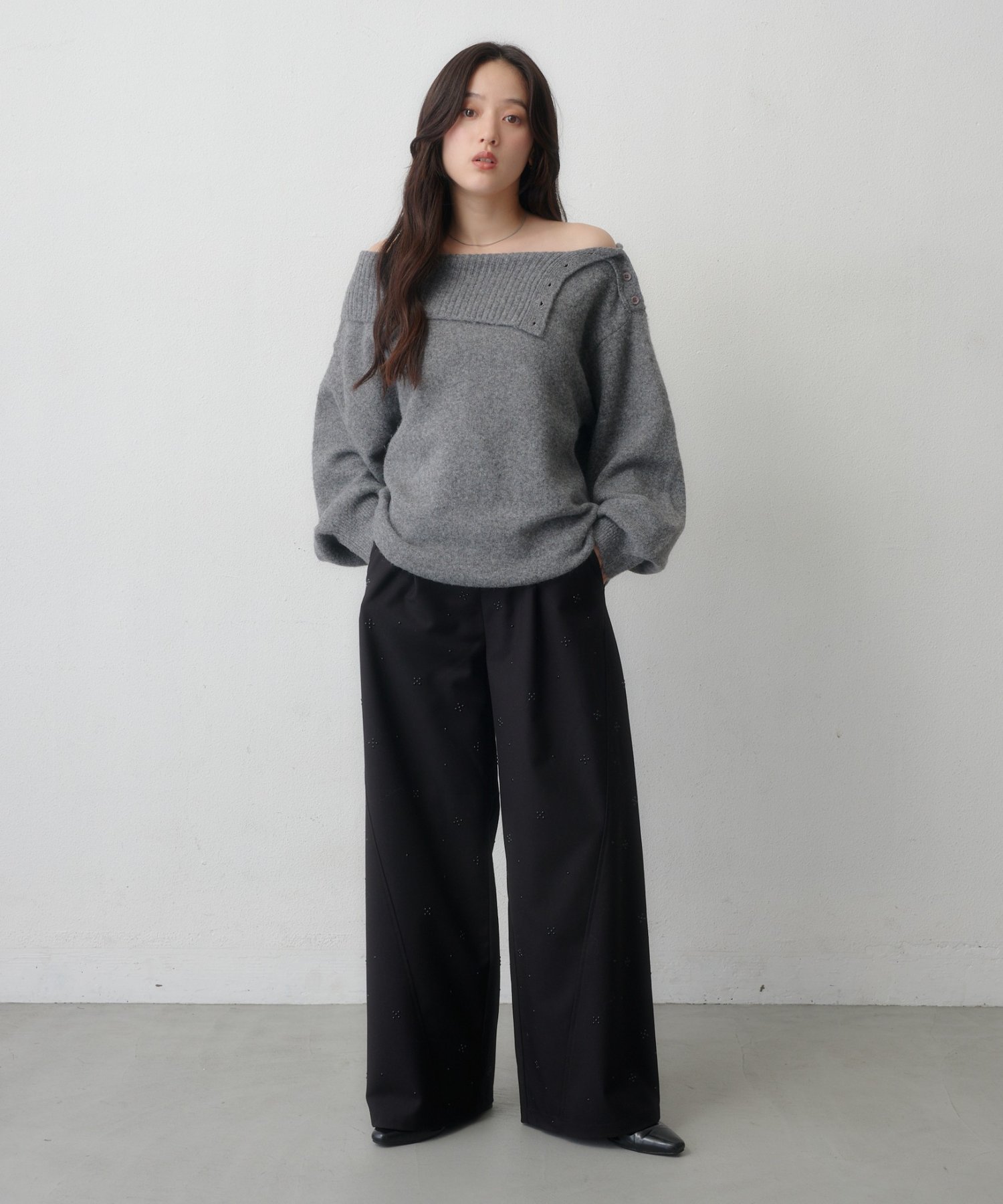 Kastane(カスタネ) 【11.6(金)18:00発売/2サイズ展開】スタッズカーブスラックス