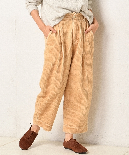 ハルハル様ベージュ一枚 12.11（木）インスタライブ紹介アイテム - COLLAGE GALLARDAGALANTE